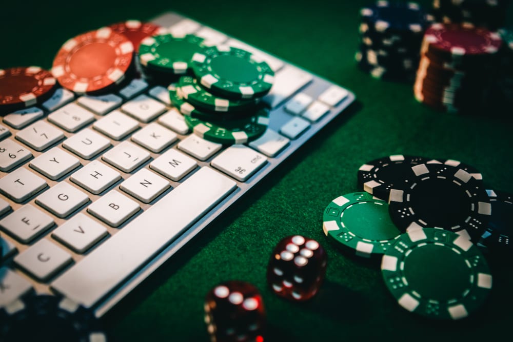 Online Gambling Bonuses Are Given Marketing Strategy To Attract More  Players Thus Providing A Further Advantage For Each Game